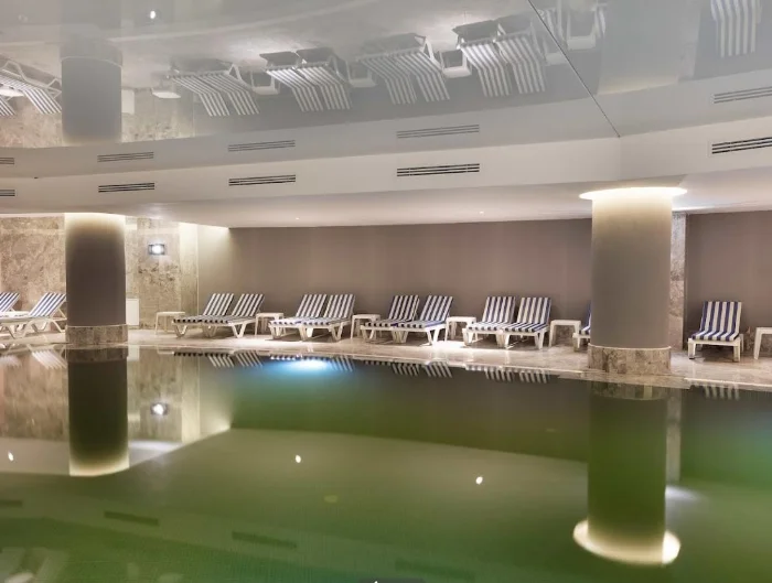 kuşadası termal havuz