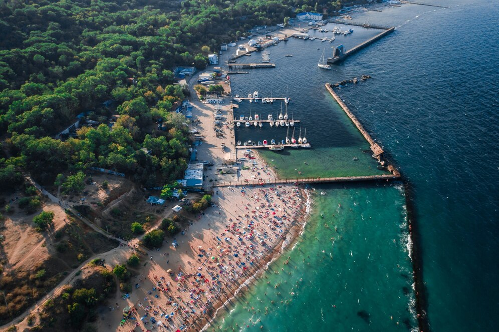 Kuşadası Deniz Kenarı Piknik Alanları