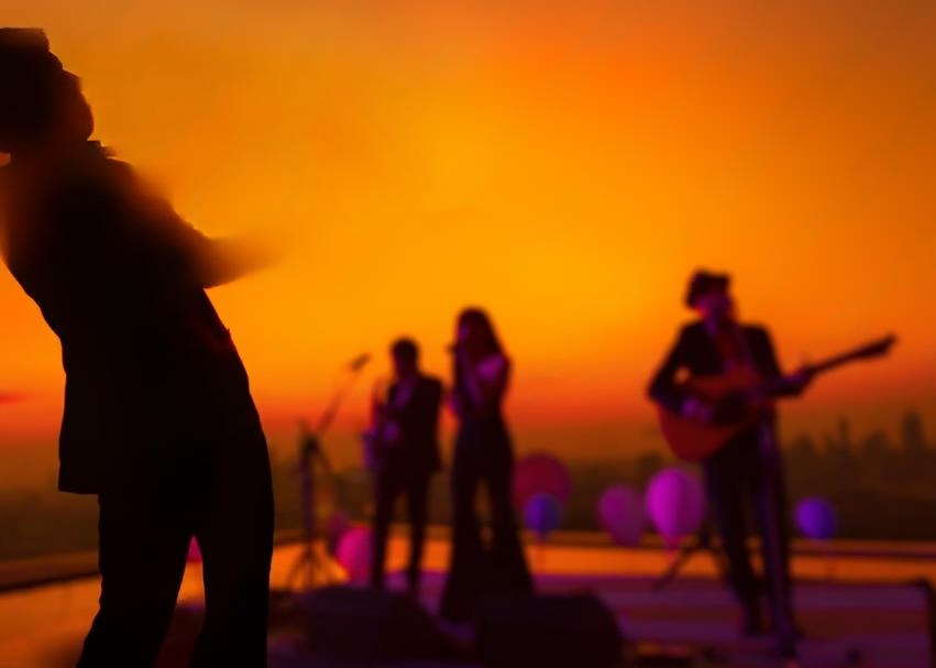 Kuşadası Canlı Müzik Mekanları